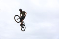 MDxWH_11